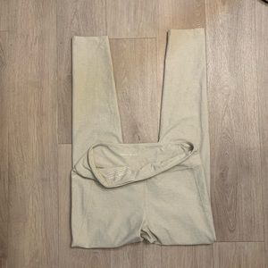 Outdoor Voices leggings in oatmeal, size L!